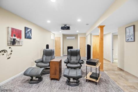 7 Bridget Way Byram NJ 07871