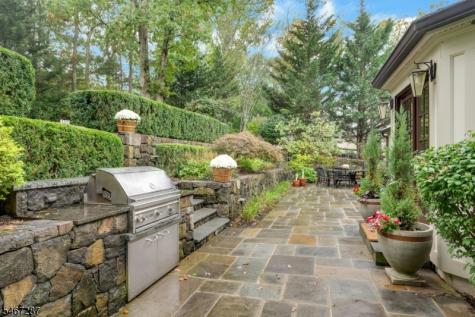 50 Druid Hill Road Summit NJ 07901