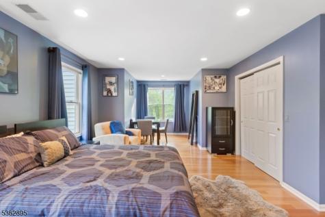 20 Crestview Lane Sparta NJ 07871