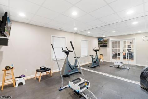 20 Crestview Lane Sparta NJ 07871