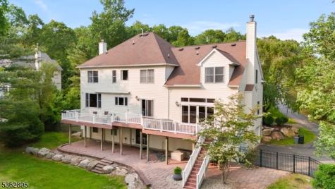 20 Crestview Lane Sparta NJ 07871