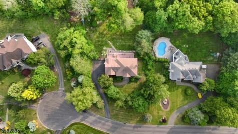 20 Crestview Lane Sparta NJ 07871
