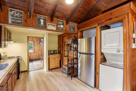 5 Sanoset Road Vernon NJ 07422