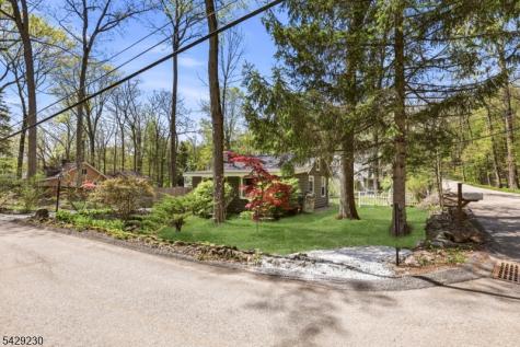 5 Sanoset Road Vernon NJ 07422