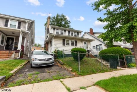 37 Newfield Street East Orange NJ 07017