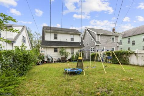 37 Newfield Street East Orange NJ 07017