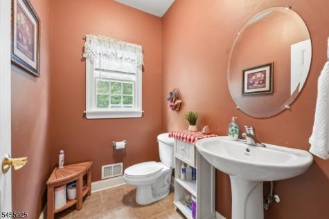 17 Burniston Court Hillsborough NJ 08844