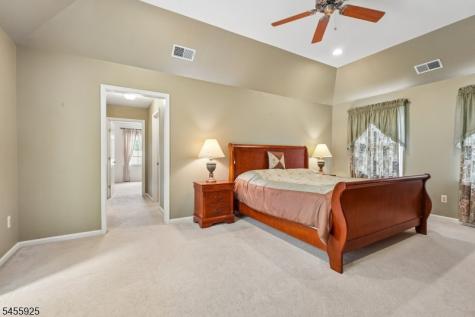 17 Burniston Court Hillsborough NJ 08844
