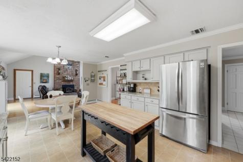 10 Acorn Drive Washington NJ 07853