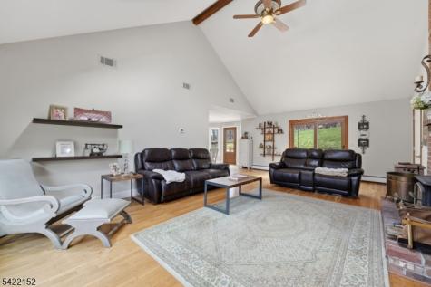 10 Acorn Drive Washington NJ 07853