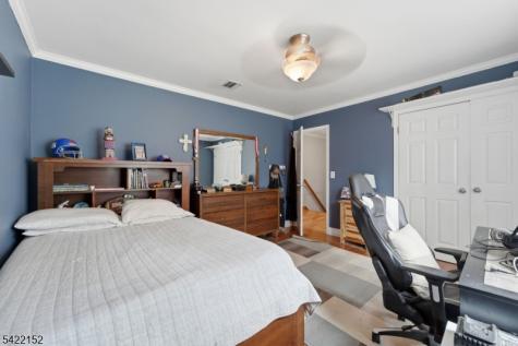 10 Acorn Drive Washington NJ 07853