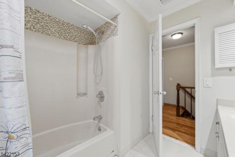 10 Acorn Drive Washington NJ 07853