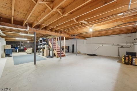 10 Acorn Drive Washington NJ 07853