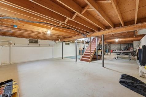 10 Acorn Drive Washington NJ 07853