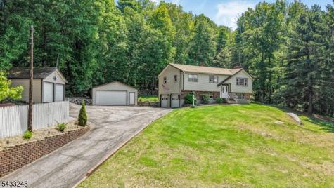 1624 County Road 565 Vernon NJ 07461