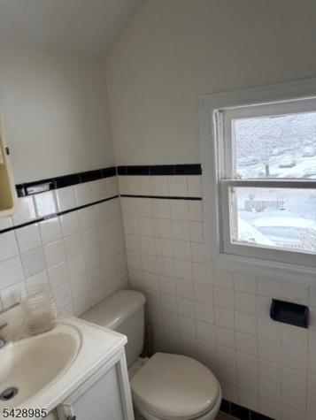 327 Washington Street Rahway NJ 07065