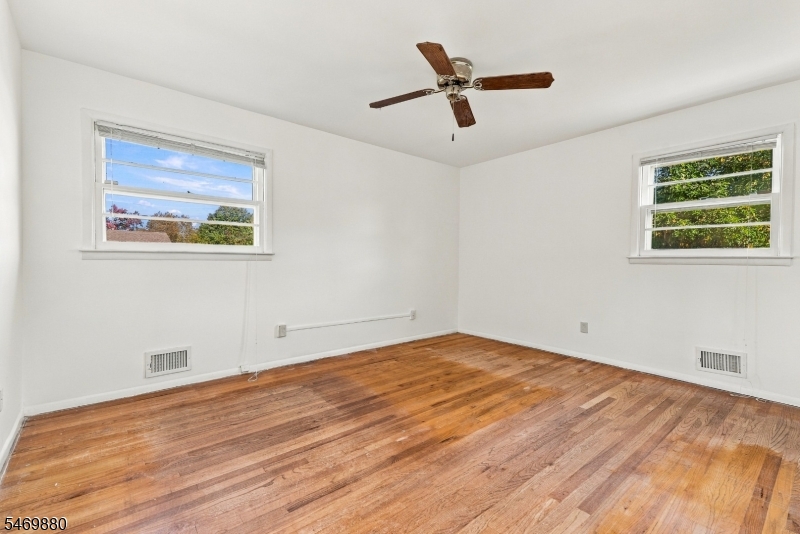 75 Tammy Place Woodbridge NJ 08830