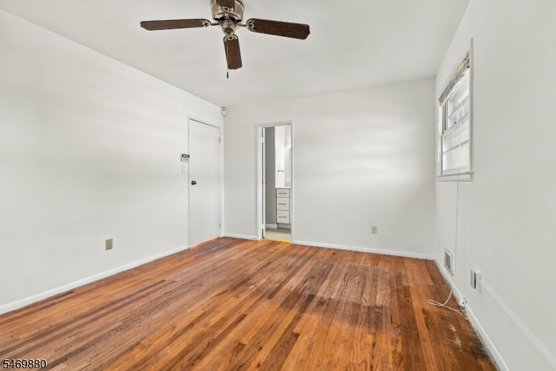 75 Tammy Place Woodbridge NJ 08830