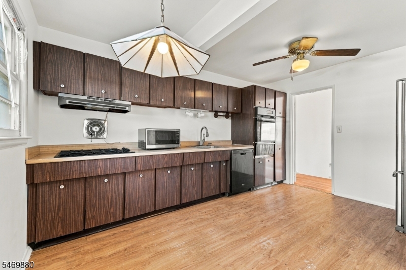 75 Tammy Place Woodbridge NJ 08830