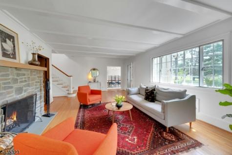 9 Parkway Montclair NJ 07042