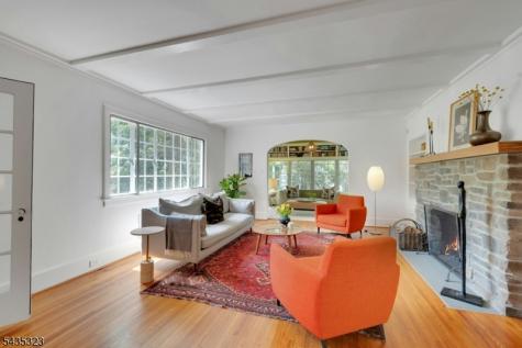 9 Parkway Montclair NJ 07042