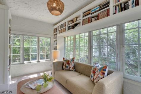 9 Parkway Montclair NJ 07042