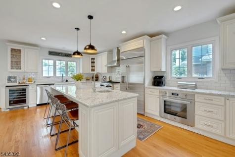9 Parkway Montclair NJ 07042