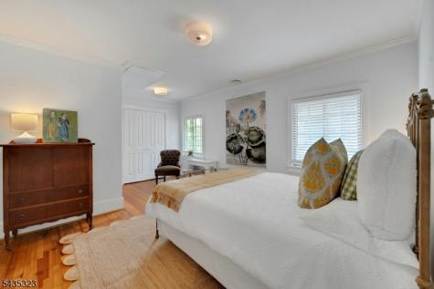 9 Parkway Montclair NJ 07042