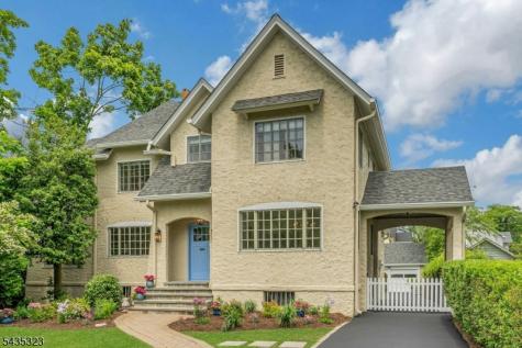 9 Parkway Montclair NJ 07042