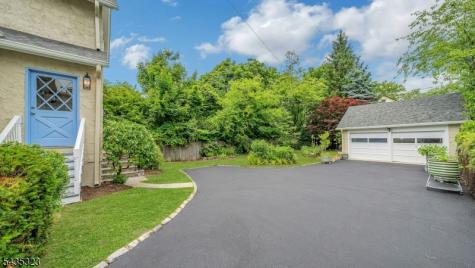 9 Parkway Montclair NJ 07042