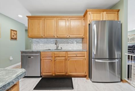 13 Central Avenue Readington NJ 08889