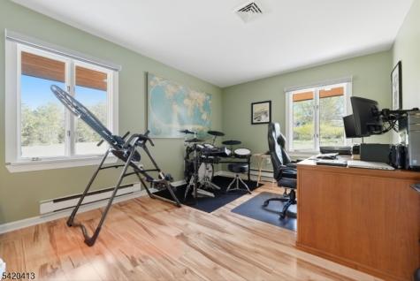 13 Central Avenue Readington NJ 08889