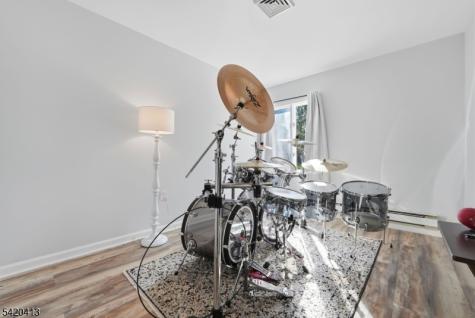 13 Central Avenue Readington NJ 08889