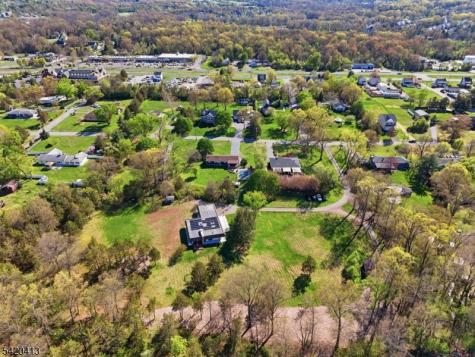 13 Central Avenue Readington NJ 08889