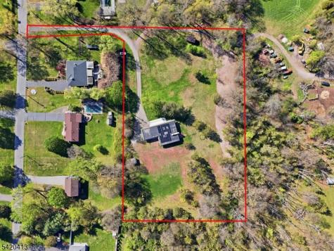 13 Central Avenue Readington NJ 08889
