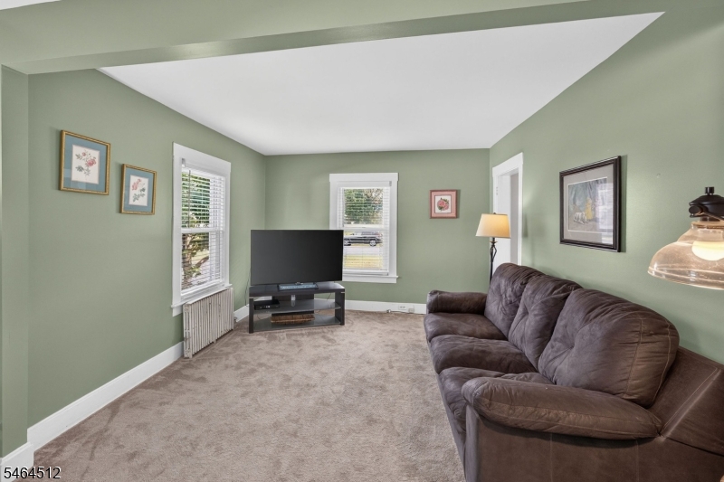 325 Dorn Avenue Middlesex NJ 08846