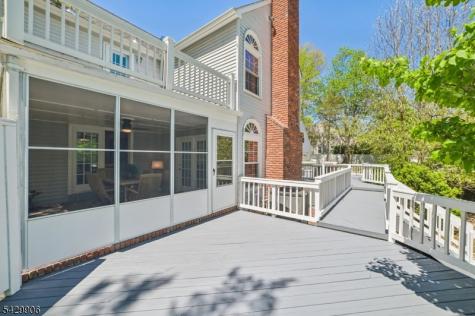 6 Windsor Court Clinton NJ 08801
