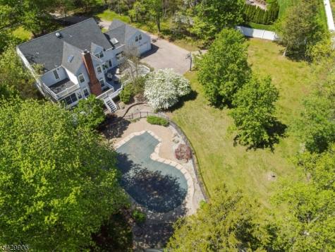 6 Windsor Court Clinton NJ 08801