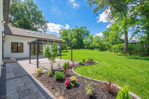 98 Haddenfield Road Clifton NJ 07013