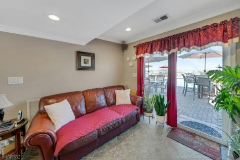 12 Geraldine Road North Arlington NJ 07031