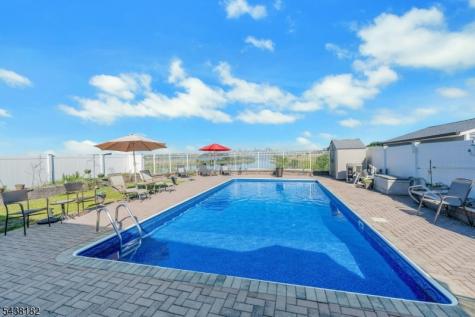 12 Geraldine Road North Arlington NJ 07031