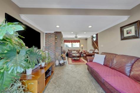 12 Geraldine Road North Arlington NJ 07031