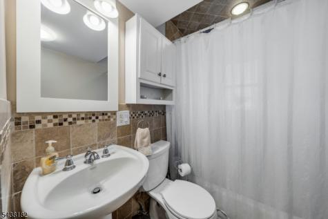 12 Geraldine Road North Arlington NJ 07031