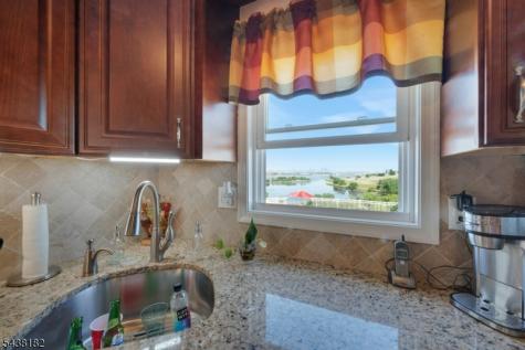 12 Geraldine Road North Arlington NJ 07031