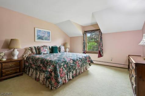 15 Bourbon Street Wayne NJ 07470
