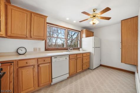 36 Page Drive Oakland NJ 07436