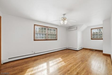 36 Page Drive Oakland NJ 07436
