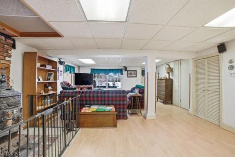36 Page Drive Oakland NJ 07436