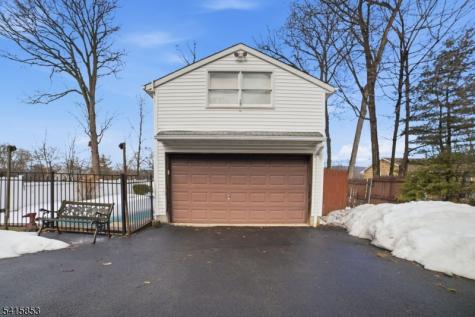 36 Page Drive Oakland NJ 07436