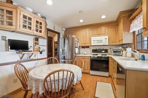 36 Page Drive Oakland NJ 07436
